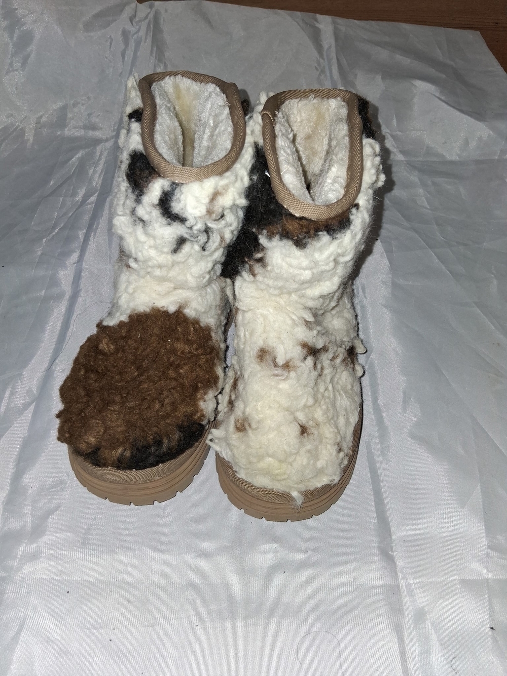 Kids Cozy Sherpa Boots - Cream & Brown